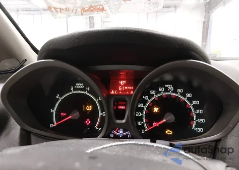 2013 Ford Fiesta Se z USA, uszkodzony, nr VIN 3FADP4BJ5DM194527